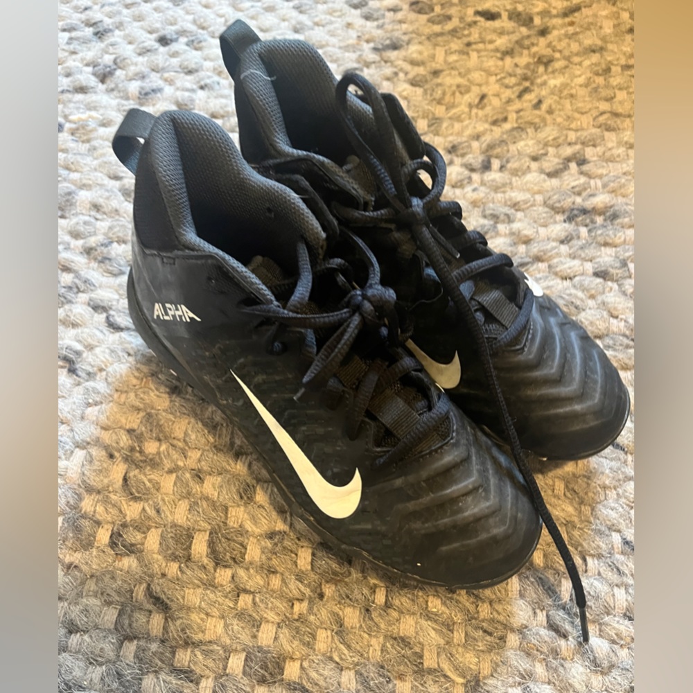 Nike football cleats size 2.5